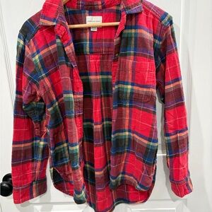 American Eagle Outfitters Red Green Navy Plaid Flannel Button-Down